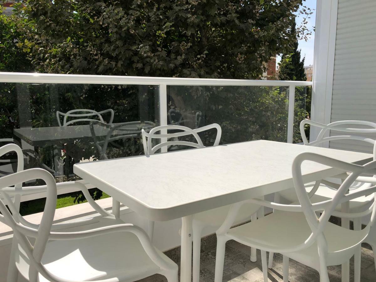 شقة Daru Vistamar Luxury - 1ª Linea Torre Del Mar- Piscina- Aparcamiento المظهر الخارجي الصورة